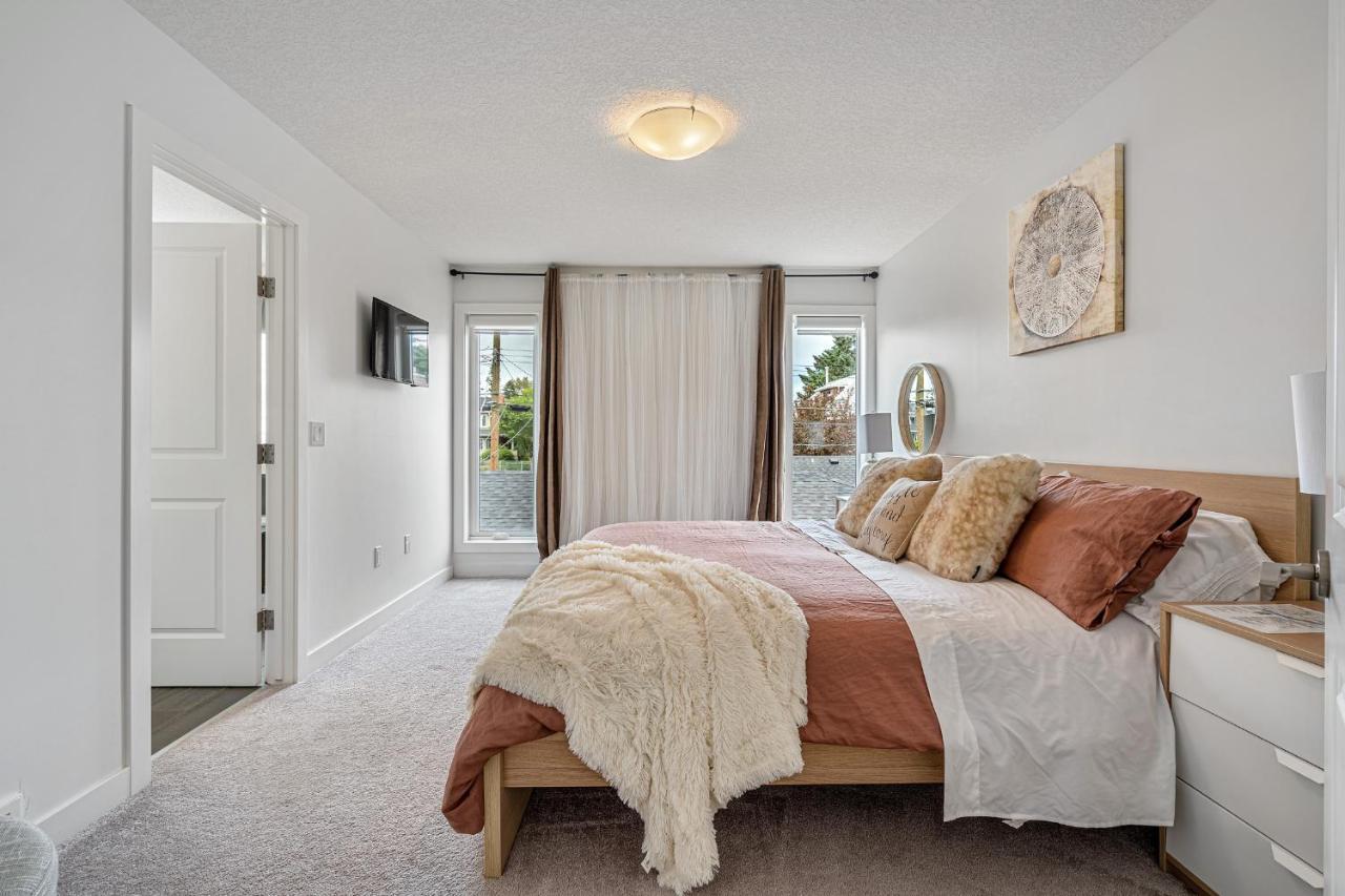 Contemporary Luxury 4 Bedroom House Near Downtown YYC Exteriör bild