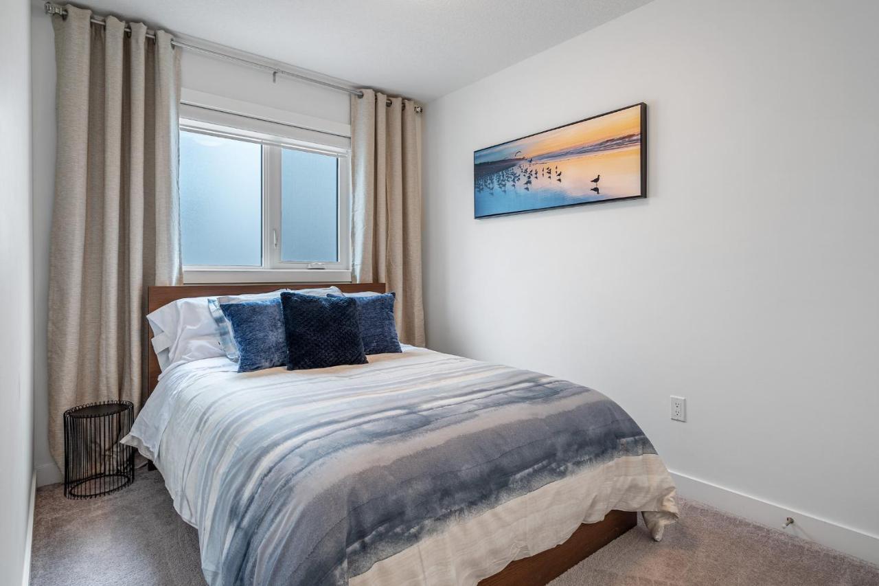 Contemporary Luxury 4 Bedroom House Near Downtown YYC Exteriör bild